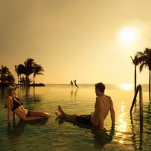 Cargar imagen en el visor de la galería, 5D 4N en Los Cabos + Hotel 5⭐ + All-Inclusive 🥂