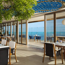 Cargar imagen en el visor de la galería, 5D 4N en Cancún + Parque Acuático 💦 + All-Inclusive 🥂