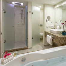 Cargar imagen en el visor de la galería, 6D 5N en Riviera Maya Hotel 5⭐ + All-Inclusive 🥂